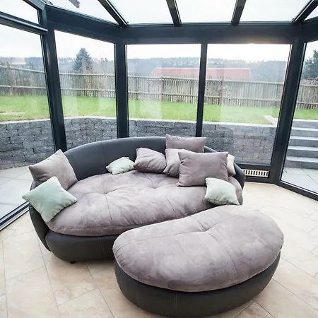 別荘 Weinberghaus Prossen, Haus Mit Sauna Und Whirlpool Fuer Maximal 8 Personen バート・シャンダウ